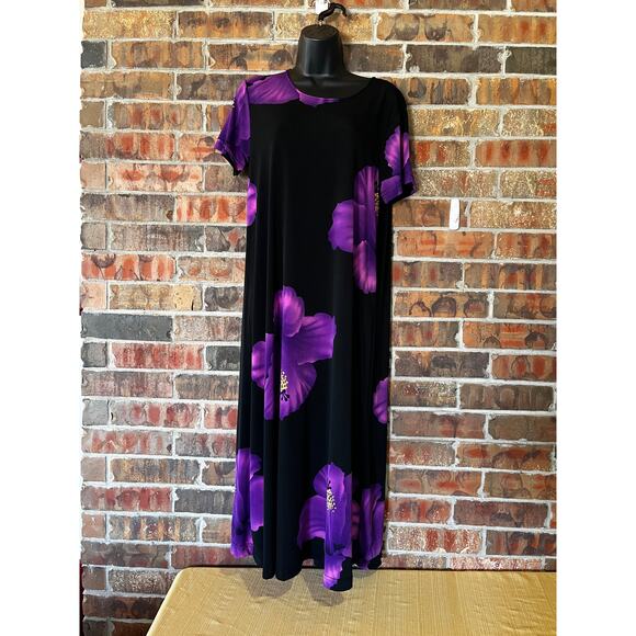 Kisses and Hugs Purple Floral Short Sleeve Dress Women’s Size:Small - Picture 2 of 6